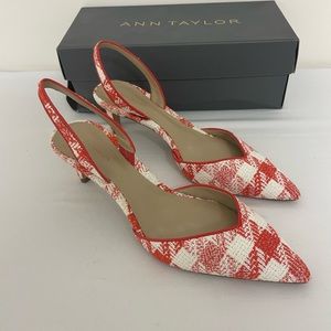 Ann Taylor Elora Piped Gingham Slingback Pumps - size 7 - Red
